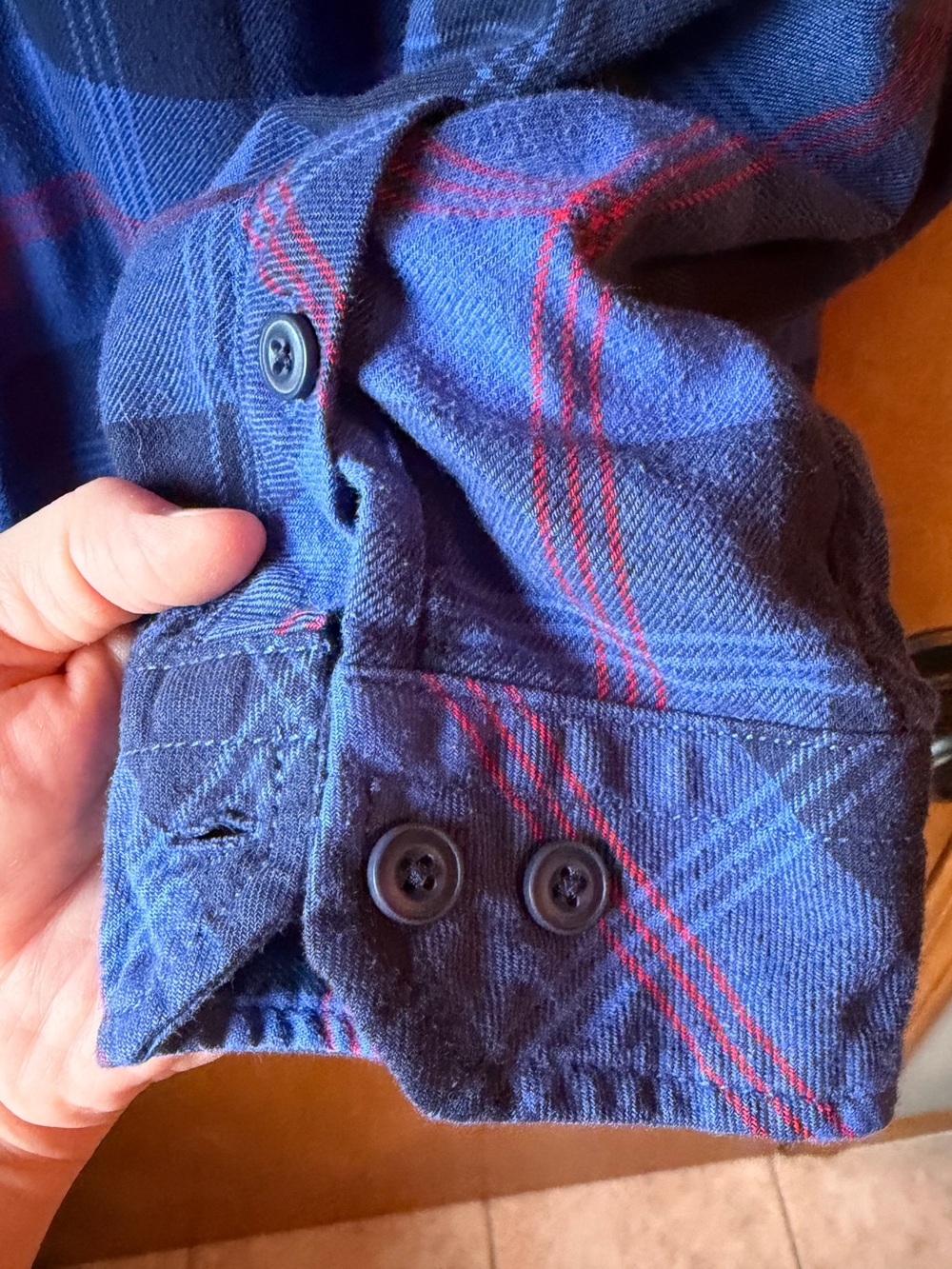 Duluth women’s flannel - Picture 6 of 12
